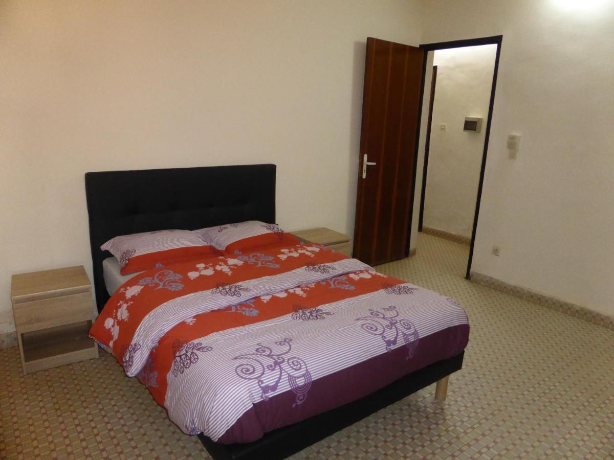 Bien Etre Villa วากาดูกู ภายนอก รูปภาพ